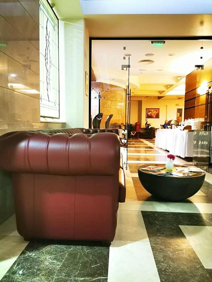 Aqua Viva Spa Hotel 벨린그래드 외부 사진