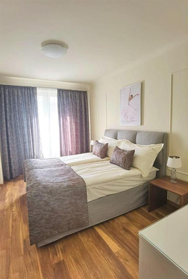 Aqua Viva Spa Hotel 벨린그래드 외부 사진